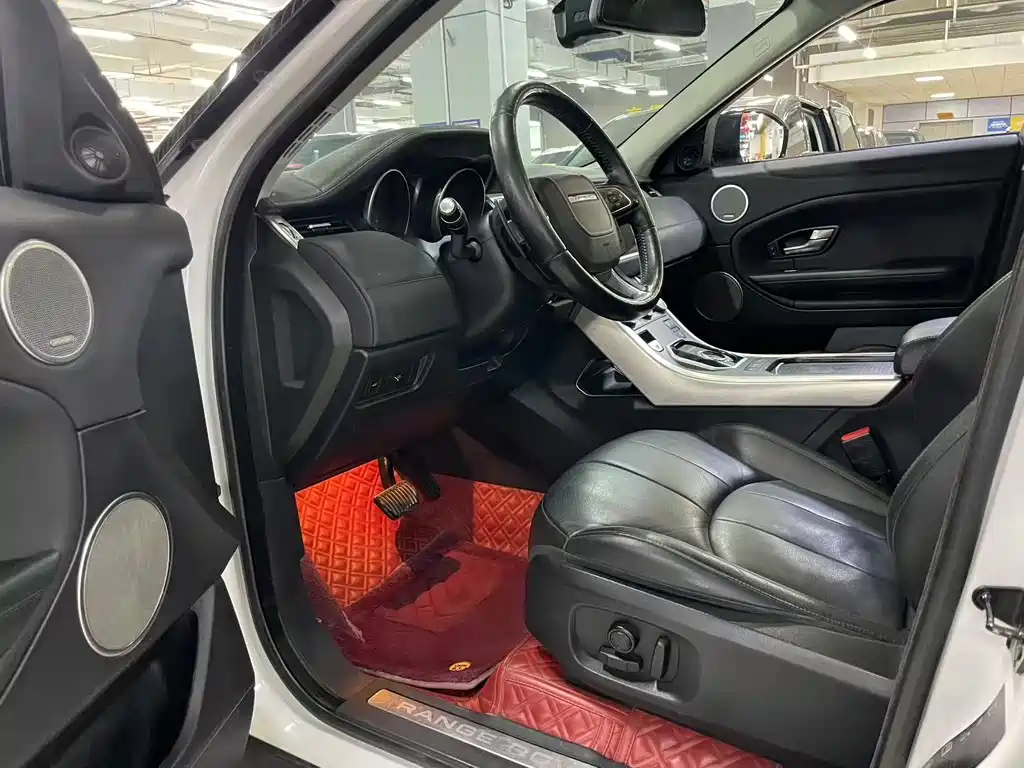 Land Rover Evoque 2018 — фото 4