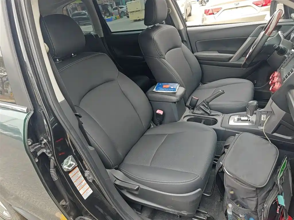 Subaru Forester 2014 — фото 25