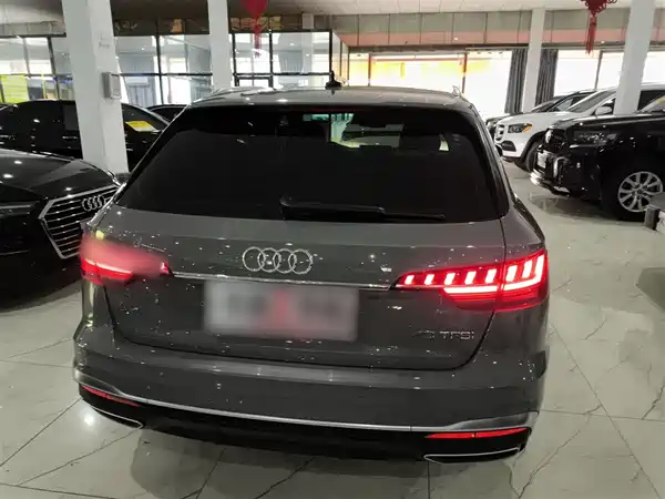 Audi A4 2021