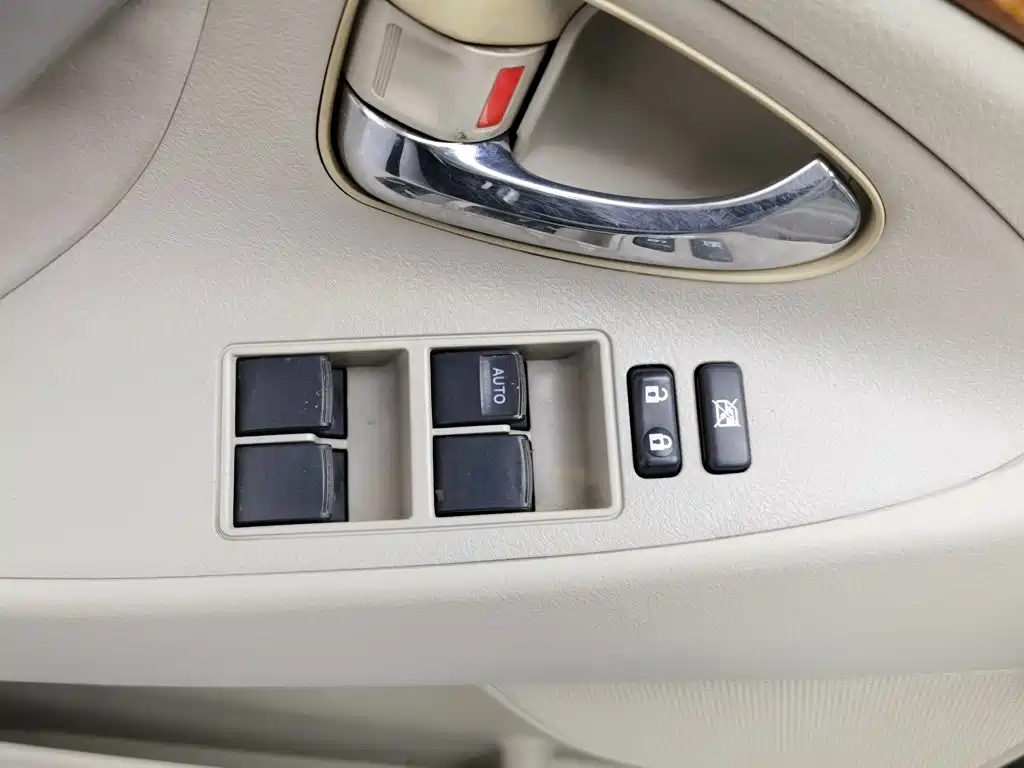 Toyota Camry 2013 — фото 9