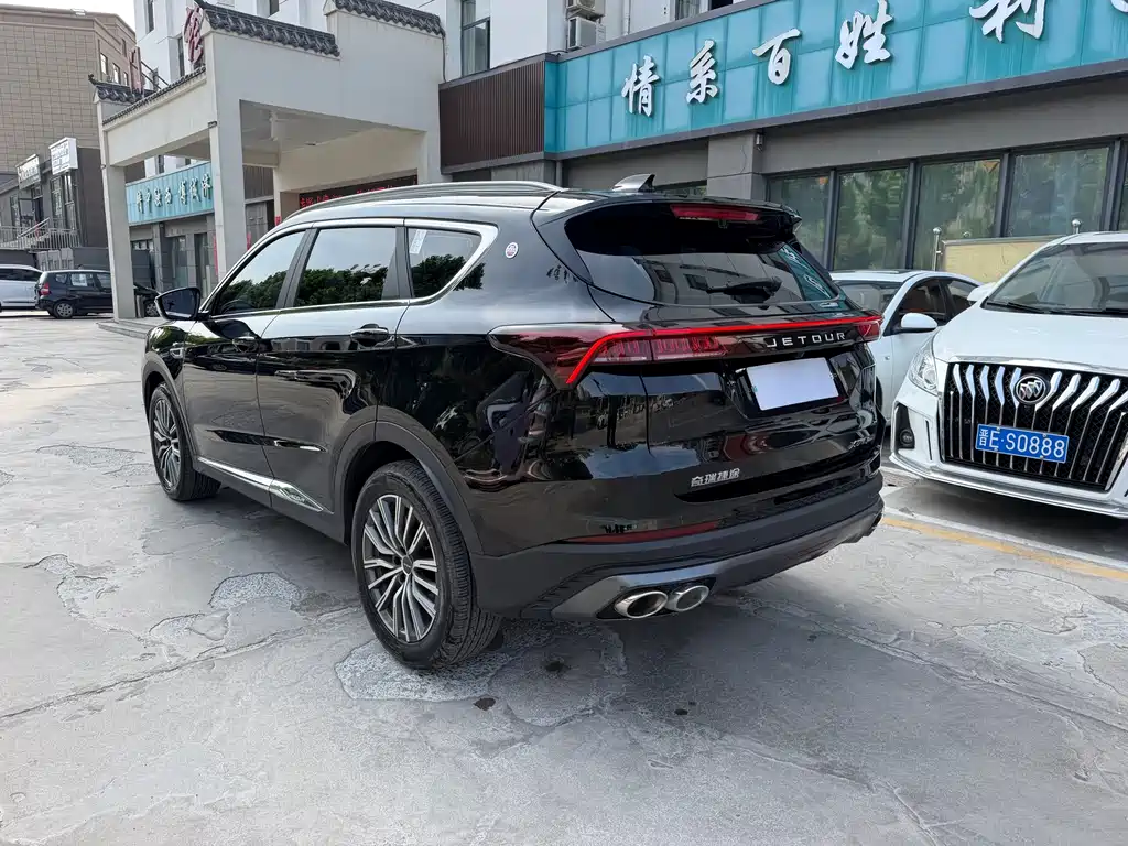 Jetour X70 PLUS 2023