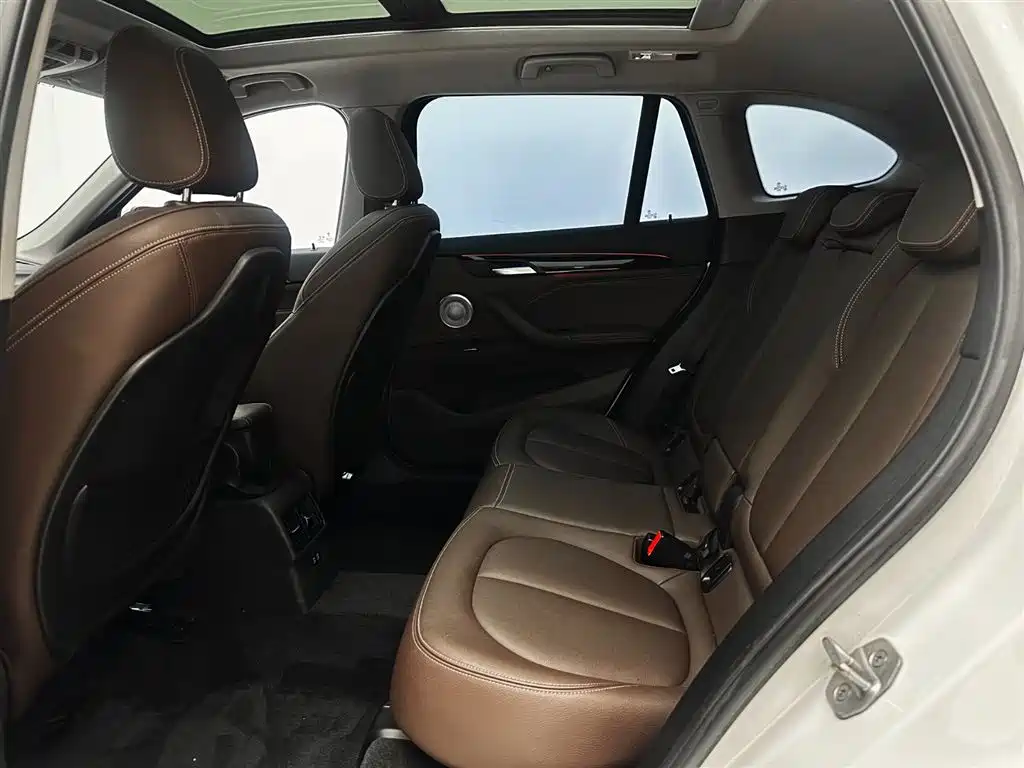 BMW X1 2021 — фото 14