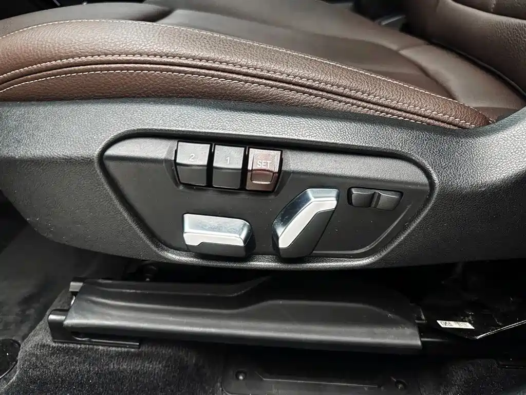 BMW X1 2021 — фото 13