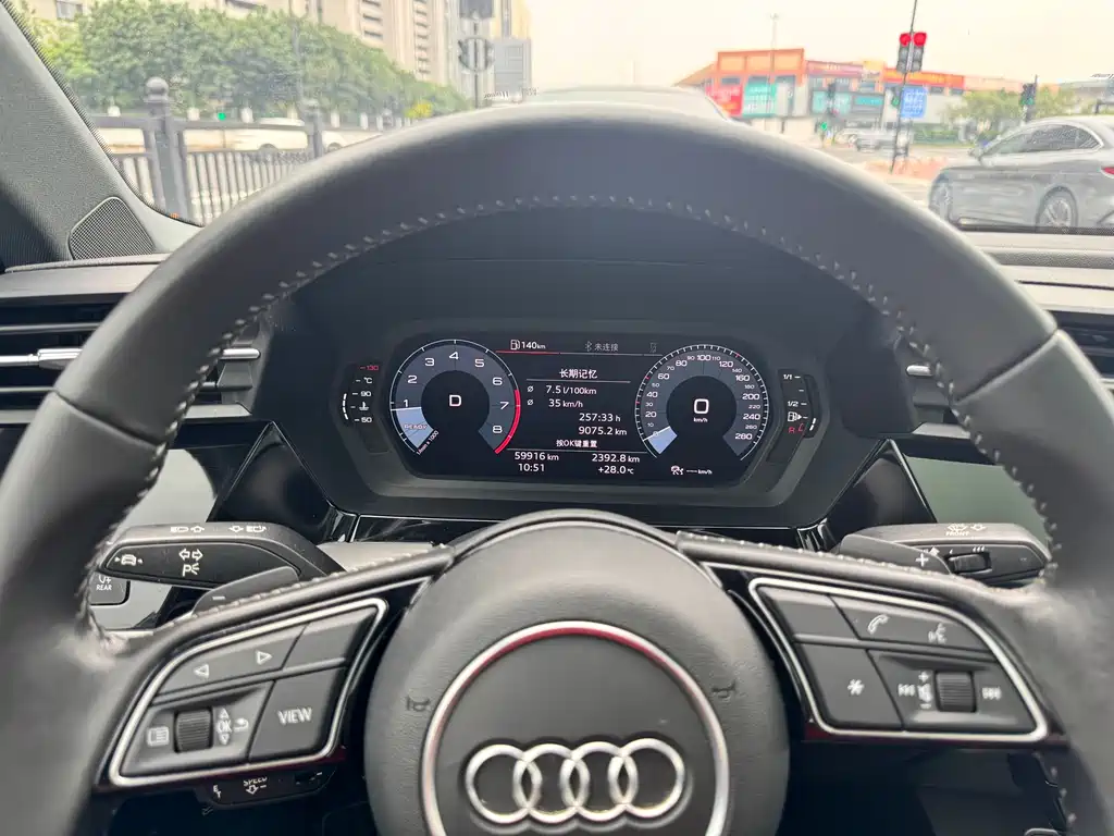 Audi A3 2021 — фото 12