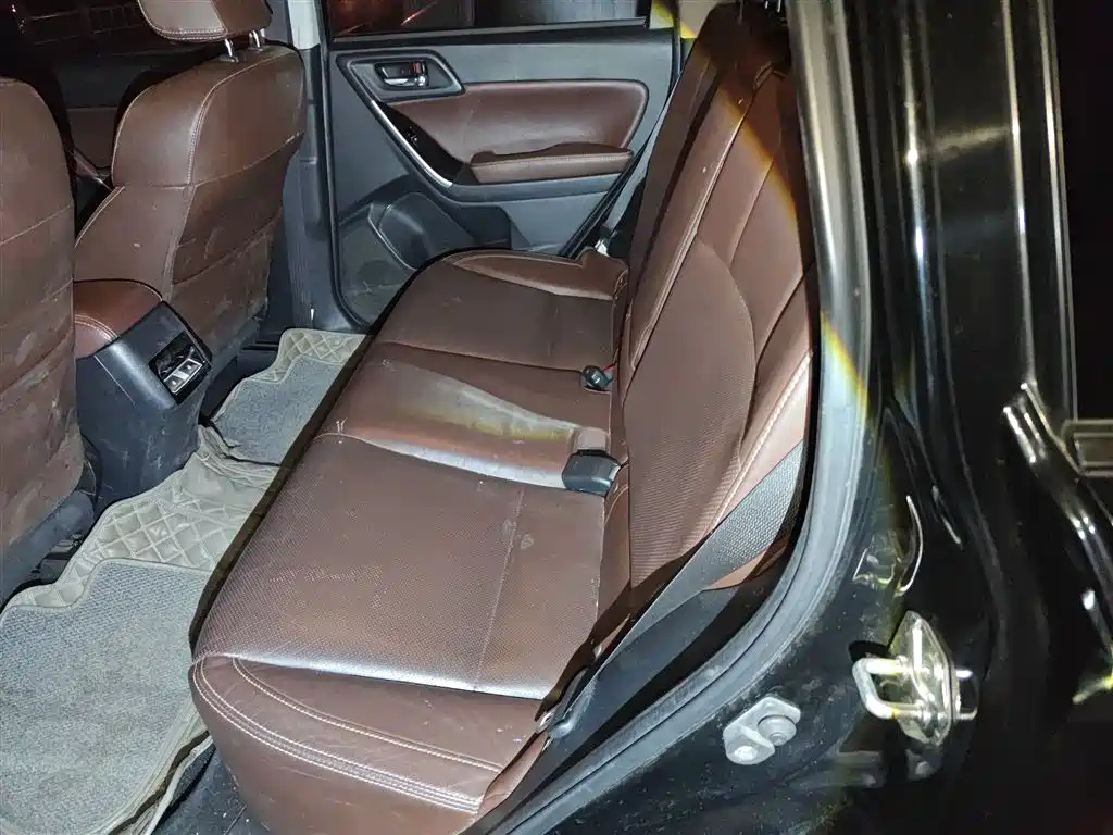 Subaru Forester 2016 — фото 15
