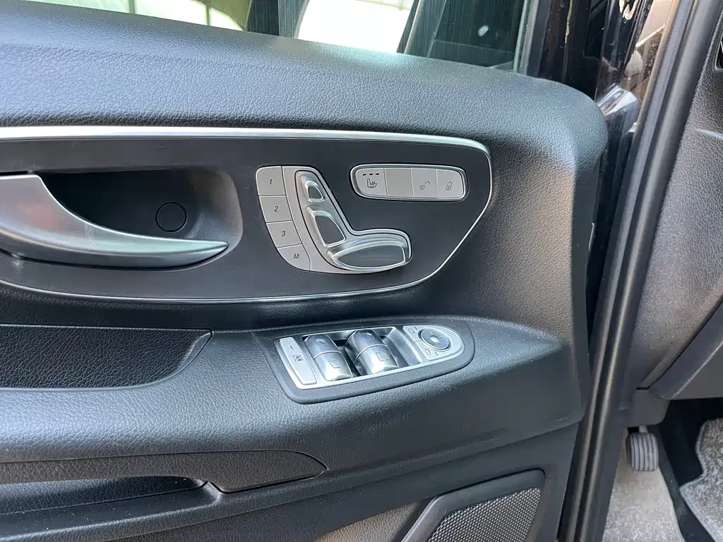 Mercedes-Benz Vito 2024 — фото 14