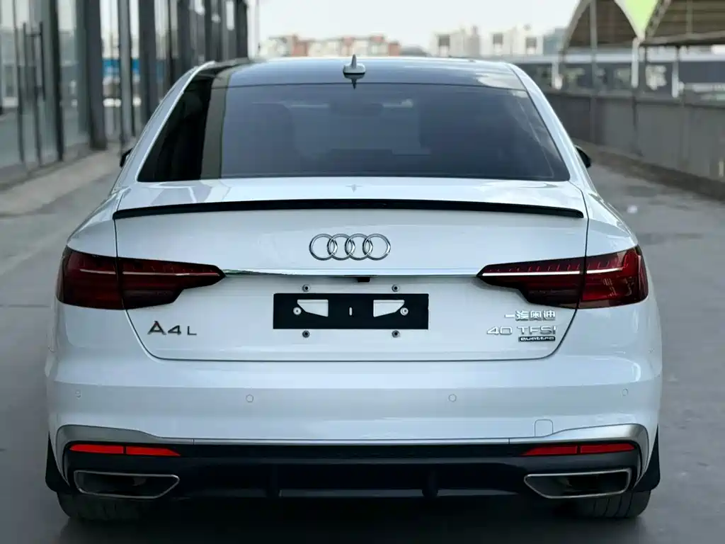 Audi A4L 2021 — фото 5