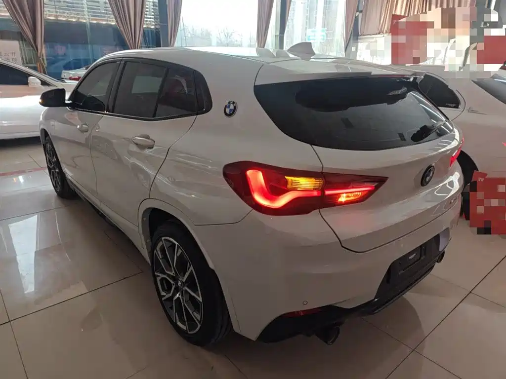 BMW X2 2022 — фото 5