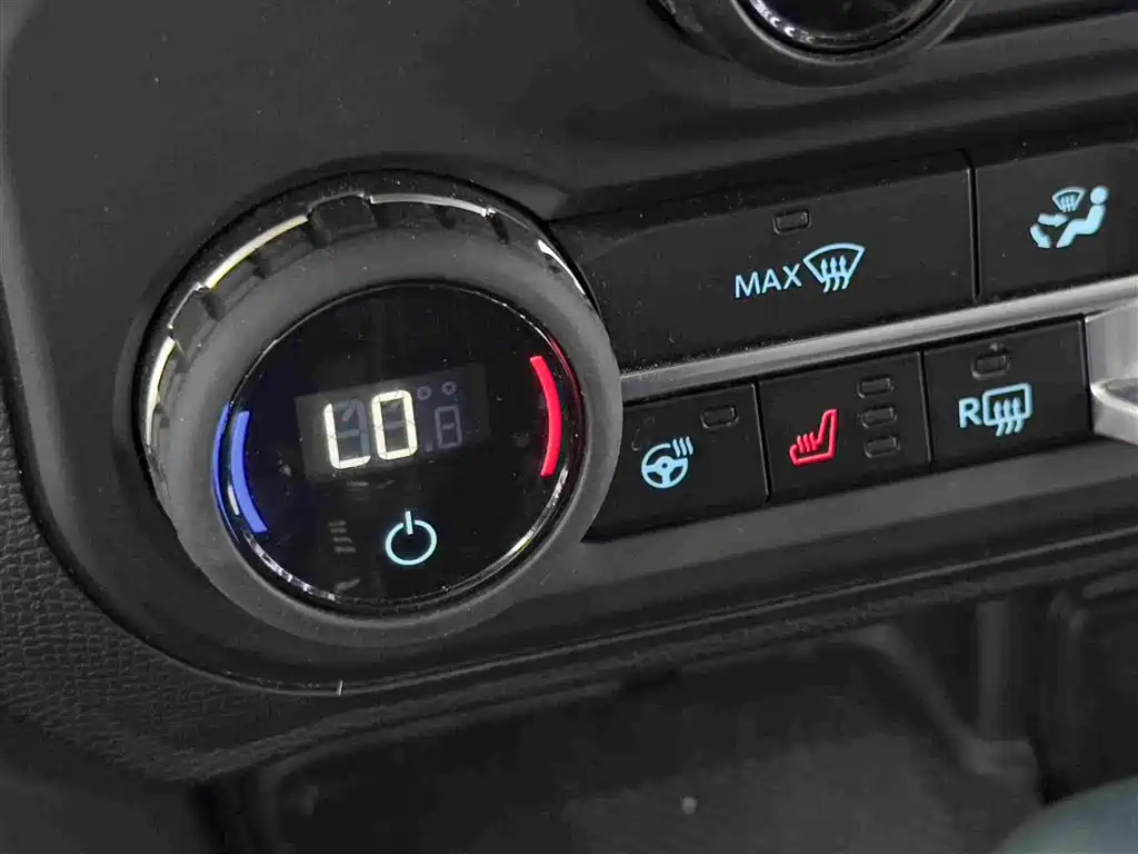 Ford Bronco 2024 — фото 17