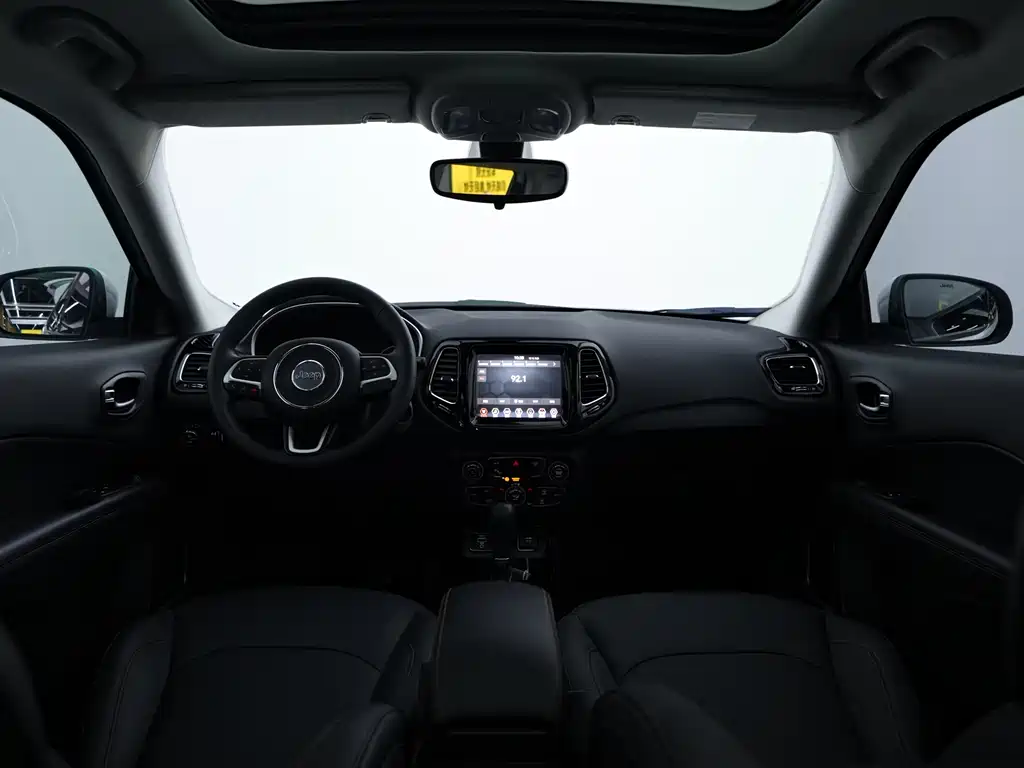 Jeep Compass 2021 — фото 17