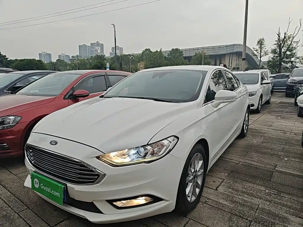 Ford Mondeo 2017 — фото 1