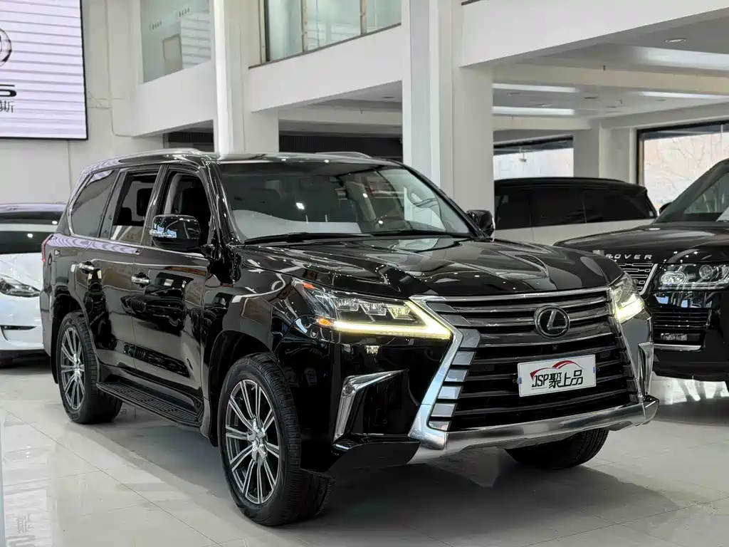 Lexus LX 2017 — фото 3