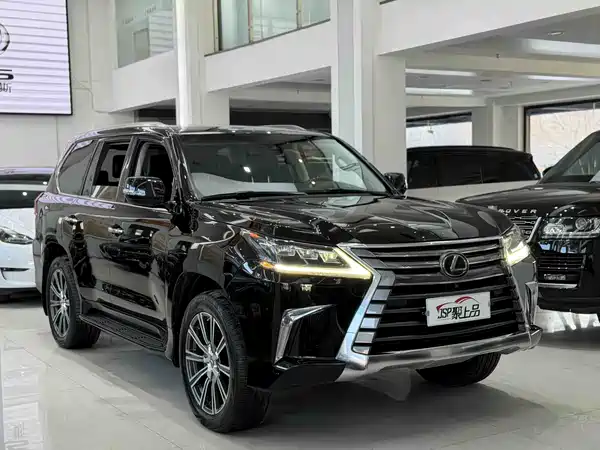 Lexus LX 2017