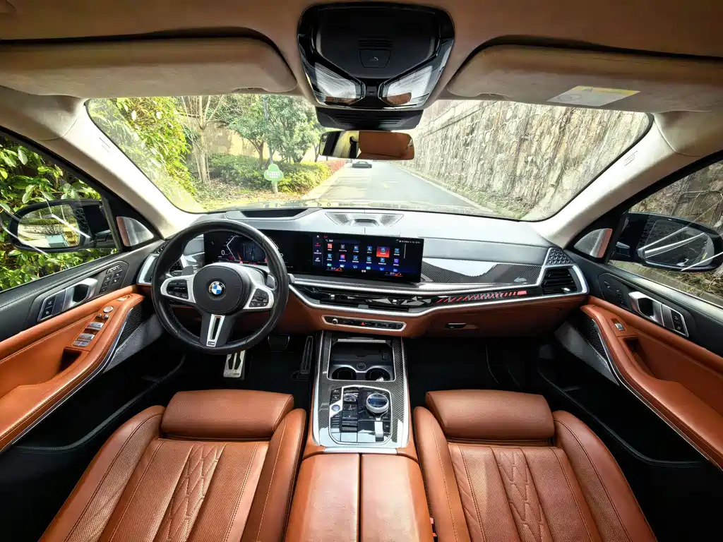 BMW X7 M60i 2023 — фото 15