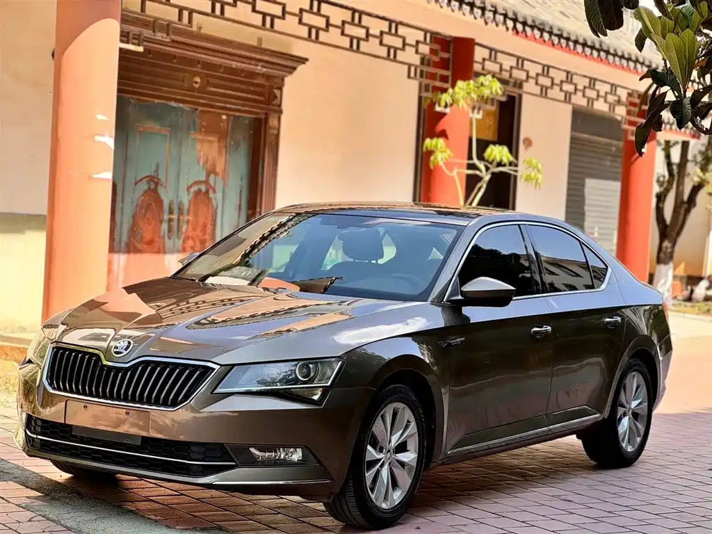 Skoda Superb 2019