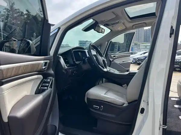 GAC Trumpchi M8 2021