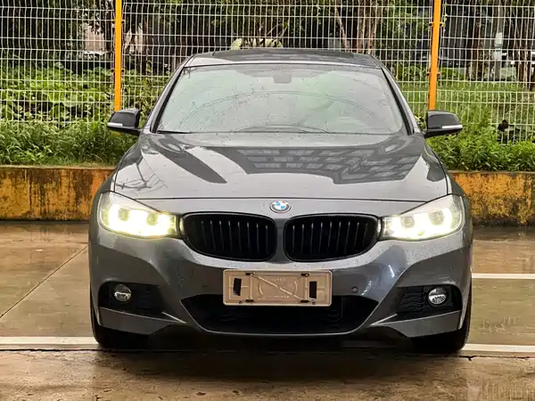 BMW 3 Series GT 2019