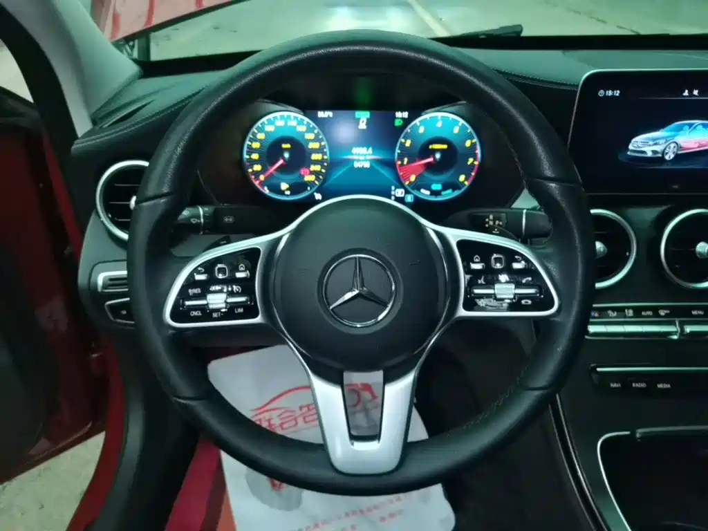 Mercedes-Benz C-Class 2019 — фото 11