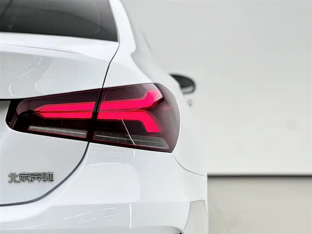 Mercedes-Benz A-Class 2020 — фото 15