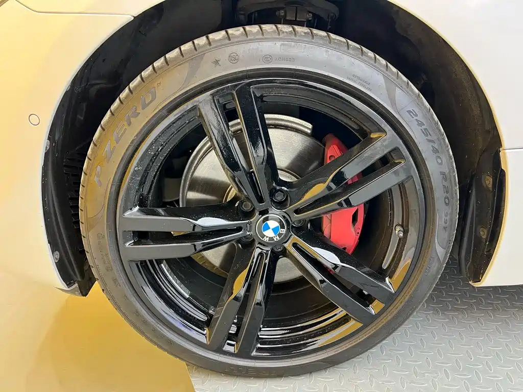 BMW 6 Series GT 2018 — фото 10