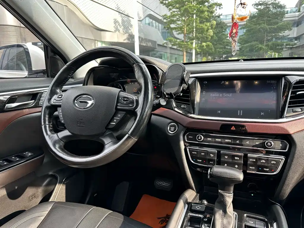 GAC Motor Trumpchi GS8 2019 — фото 16