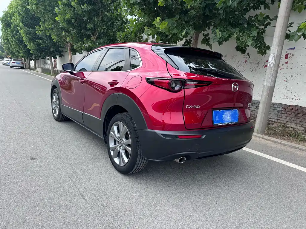 Mazda CX-30 2022 — фото 3