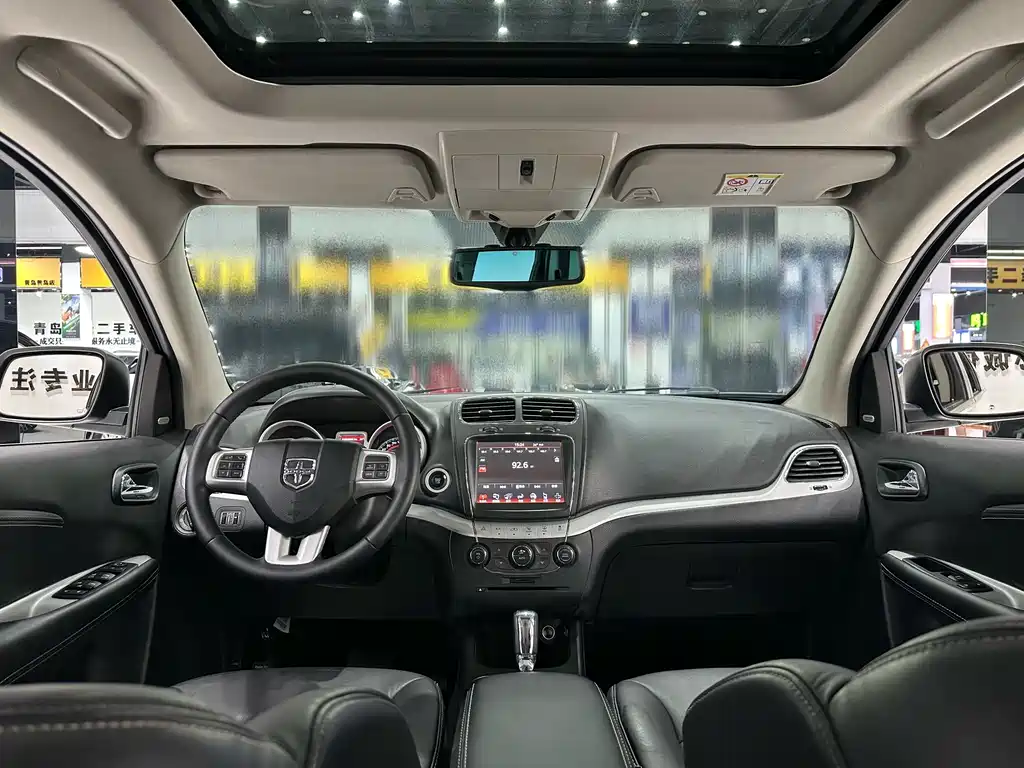 Dodge Journey 2014 — фото 7