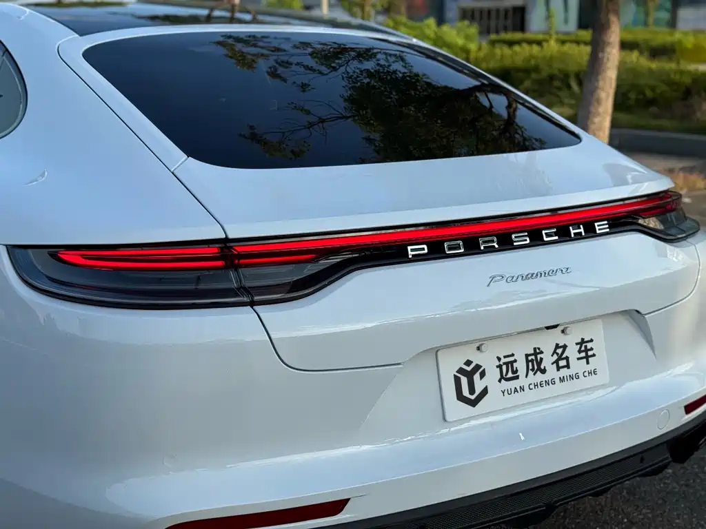 Porsche Panamera 2022 — фото 10