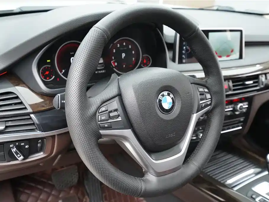 BMW X5 2017 — фото 6
