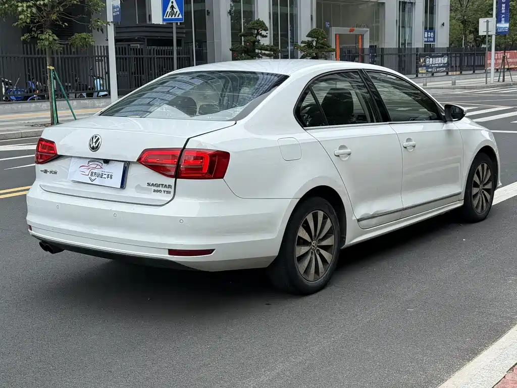Volkswagen Sagitar 2018 — фото 16
