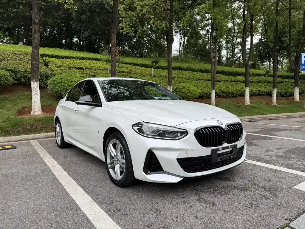 BMW 1 Series 2022