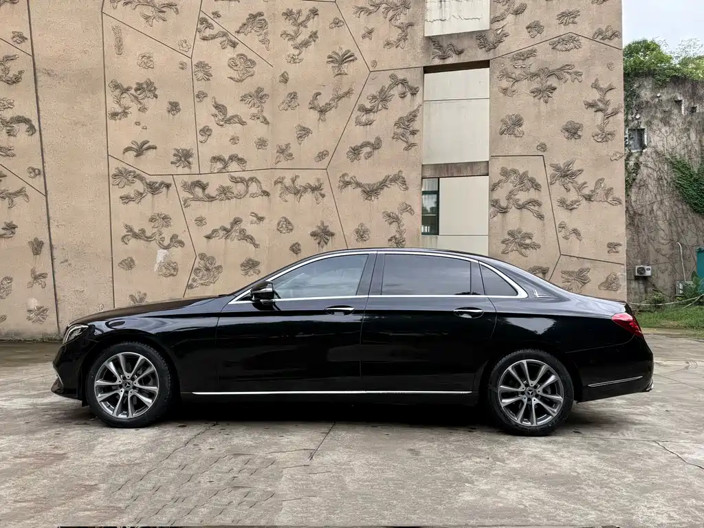 Mercedes-Benz E-Class 2019