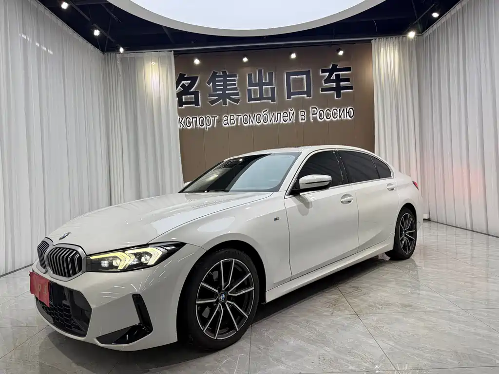 BMW 3 Series 2023 — фото 1