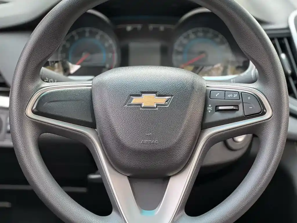 Chevrolet Cavalier 2018 — фото 2