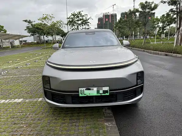 Li Auto L8 2023