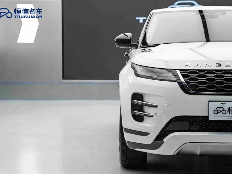 Land Rover Evoque 2023 — фото 8