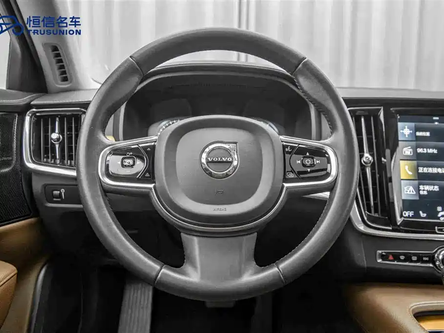 Volvo S90 2020 — фото 17
