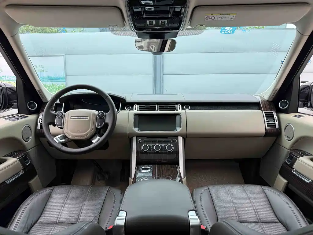 Land Rover Range Rover 2018 — фото 8