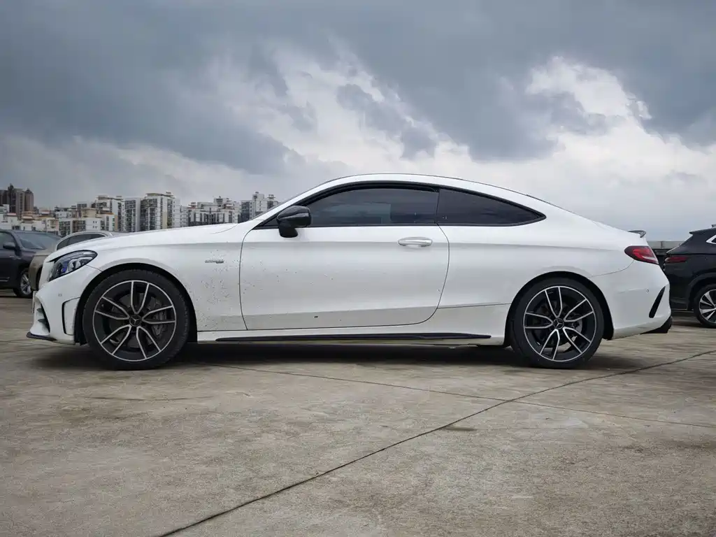 Mercedes-Benz C-Class AMG 2020 — фото 17