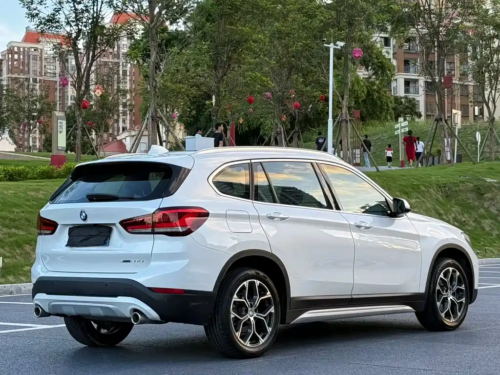 BMW X1 2020 — фото 8