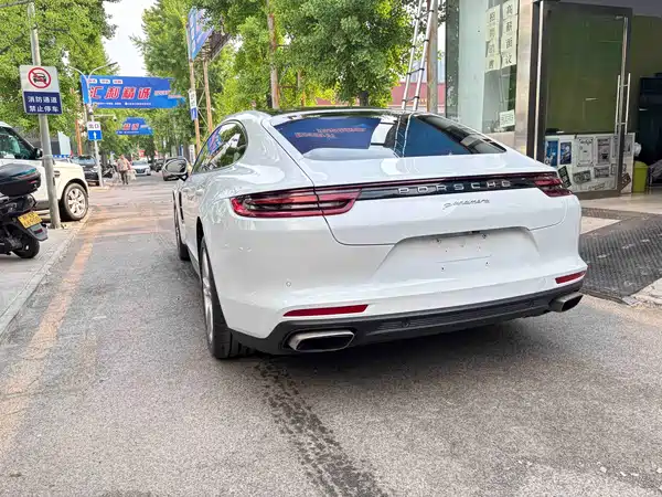 Porsche Panamera 2017
