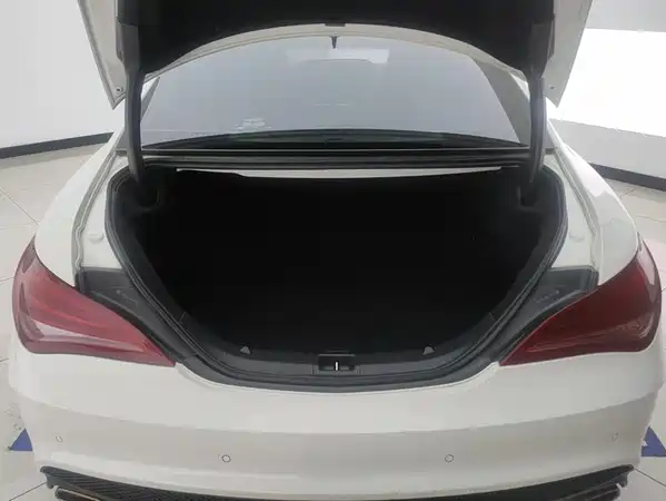 Mercedes-Benz CLA 2015
