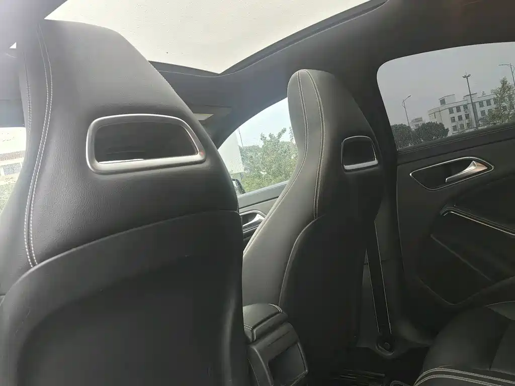 Mercedes-Benz CLA 2017 — фото 10