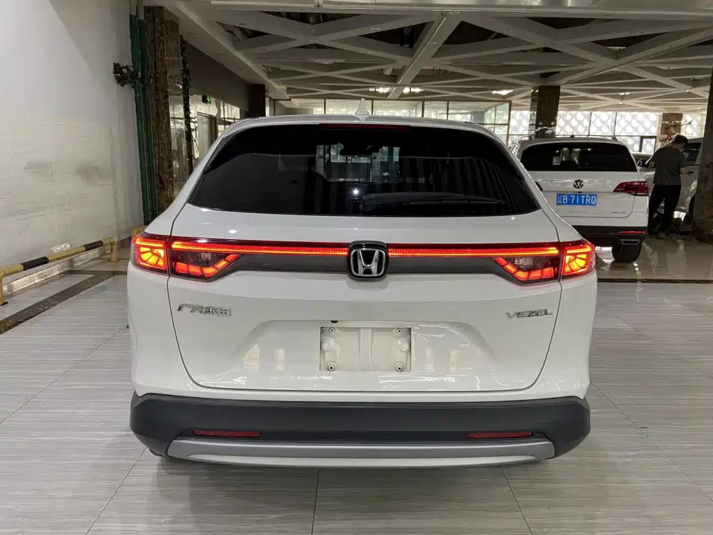 Honda Vezel 2023 — фото 5