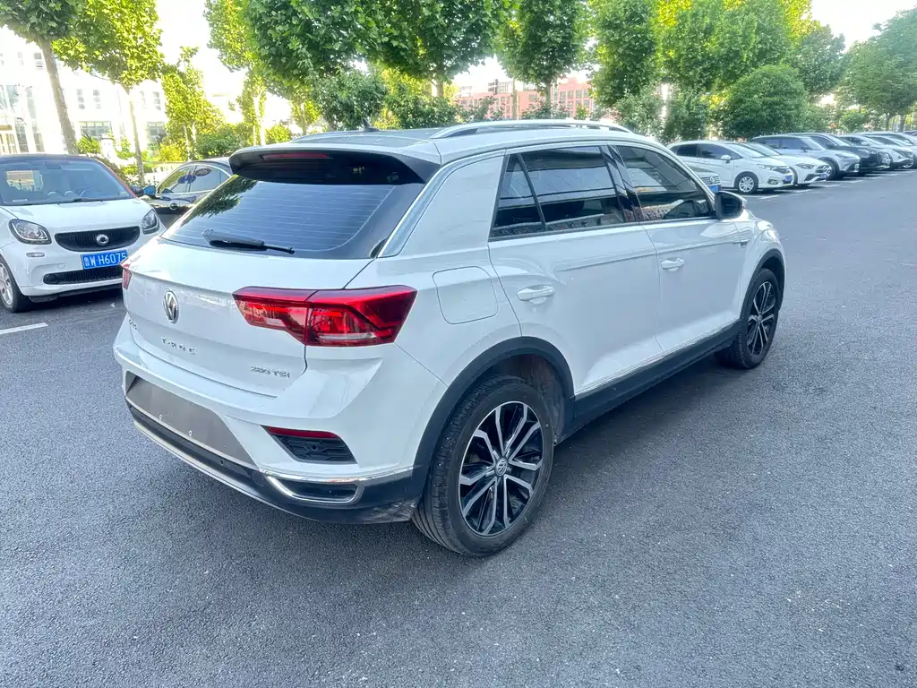 Volkswagen T-Roc 2020 — фото 5