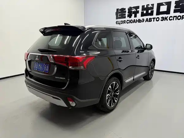 Mitsubishi Outlander 2021