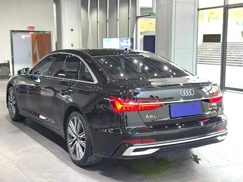 Audi A6L 2023 — фото 9