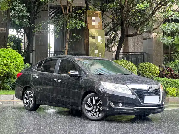 Honda Crider 2016