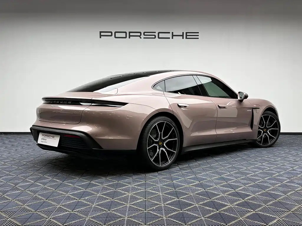 Porsche Taycan 2023 — фото 2