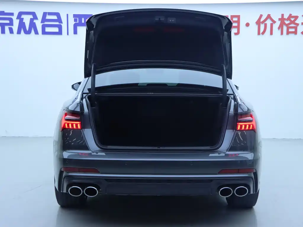 Audi S6 2023 — фото 22